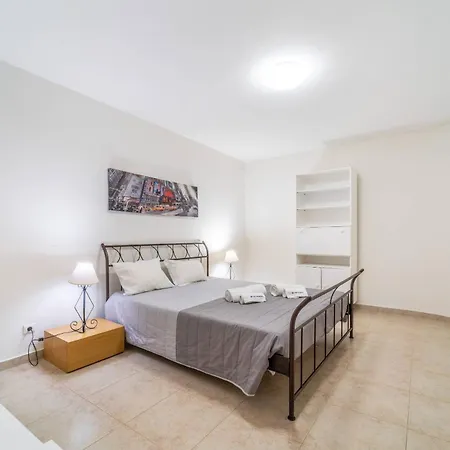 Lemos By Hellovacations Vila *