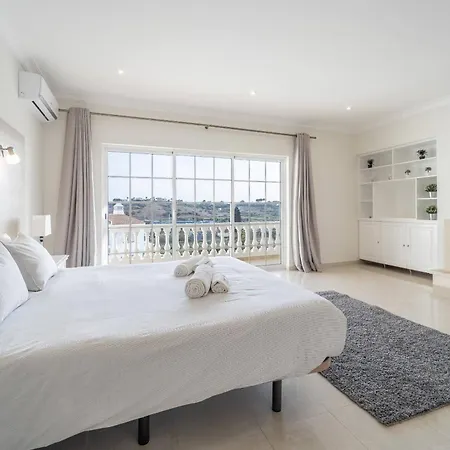 Lemos By Hellovacations