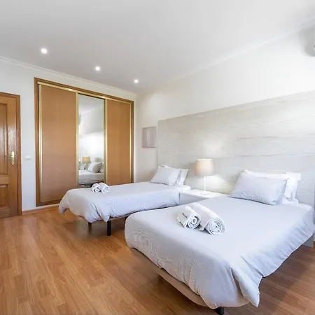 Lemos By Hellovacations