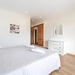 Lemos By Hellovacations Vila