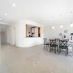 Vila Lemos By Hellovacations *